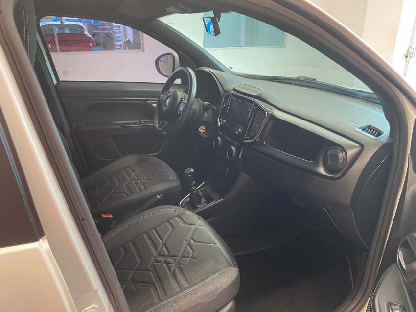 fiat strada 1.3 firefly flex volcano cd cvt 4p automatico 20239