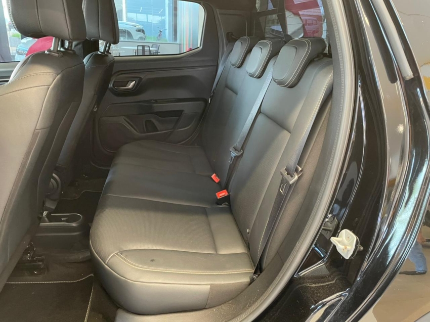 fiat strada 1.3 firefly flex volcano cd cvt 4p automatico 20256