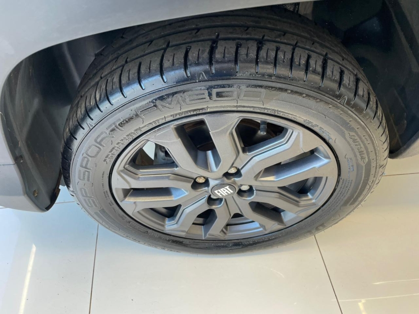 fiat strada 1.3 firefly flex volcano cd cvt 4p automatico 20257