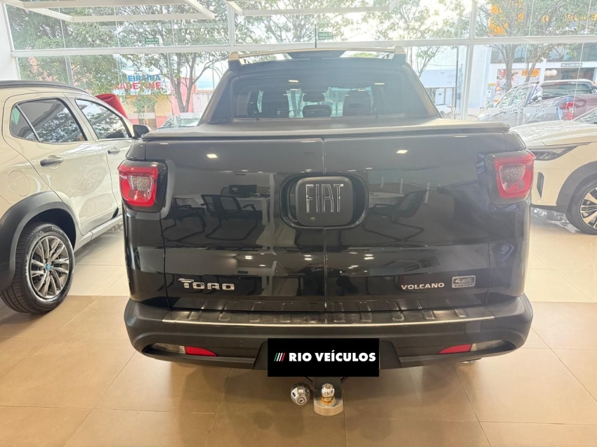 fiat toro 2.0 16v turbo diesel volcano 4wd at9 4p automatico 20224