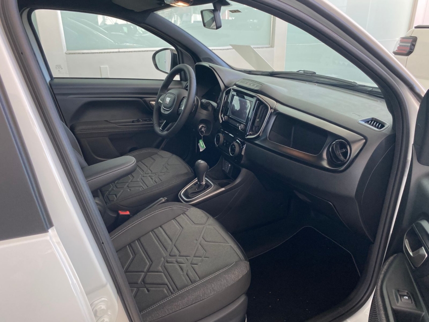 fiat strada 1.3 firefly flex volcano cd cvt 4p automatico 20266