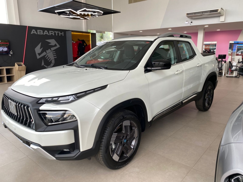 fiat toro 1.3 turbo 270 flex volcano at6 4p automatico 20263