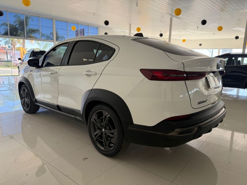 fiat fastback 1.3 turbo 270 flex limited edition at6 4p automatico 20233