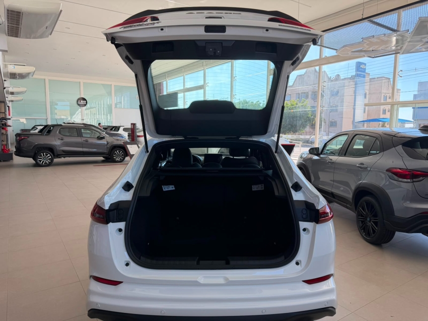 fiat fastback 1.3 turbo 270 flex abarth at6 4p automatico 202614