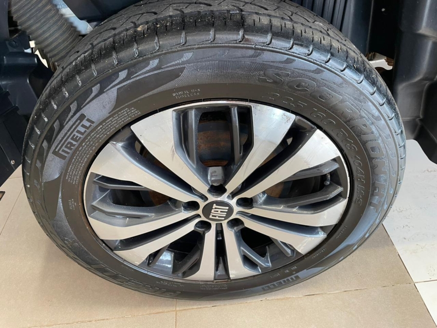 fiat toro 2.0 16v turbo diesel volcano 4wd at9 4p automatico 20238
