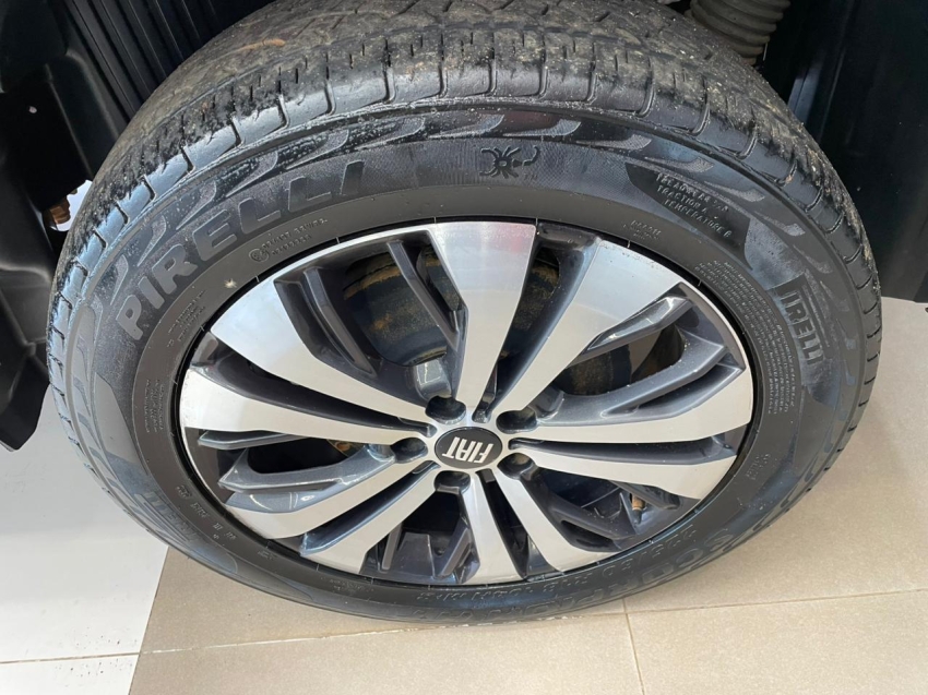 fiat toro 2.0 16v turbo diesel volcano 4wd at9 4p automatico 20239