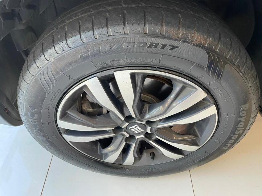 fiat toro 1.3 turbo 270 flex freedom at6 4p automatico 202410
