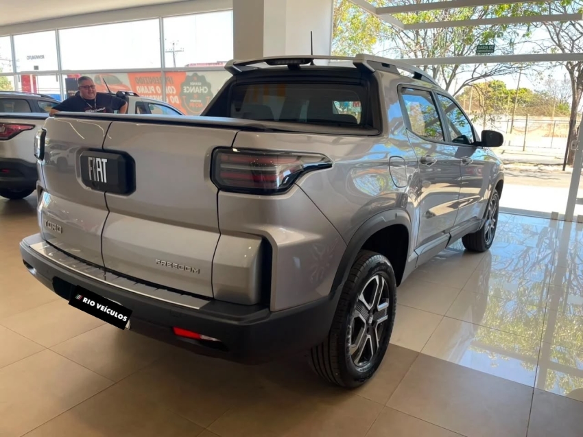 fiat toro 1.3 turbo 270 flex freedom at6 4p automatico 20261