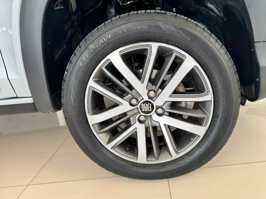 fiat strada 1.3 firefly flex volcano cd cvt 4p automatico 20268