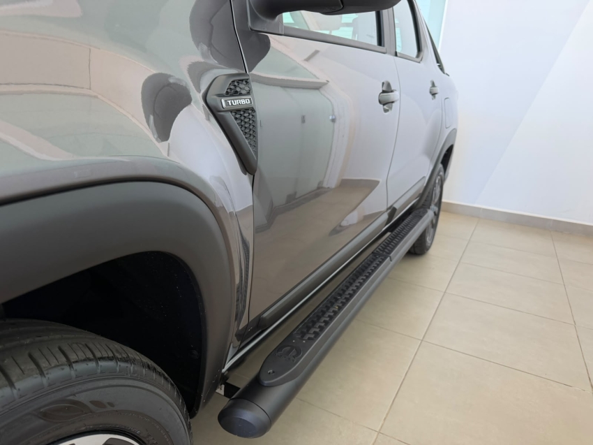 fiat strada 1.0 turbo 200 flex ultra cd cvt 4p automatico 202716