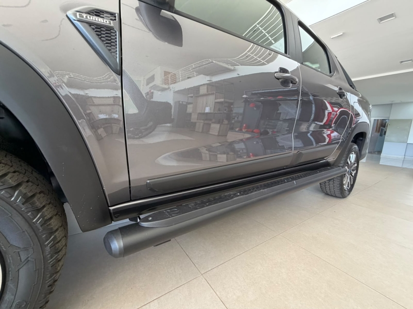 fiat strada 1.0 turbo 200 flex ranch cd cvt 4p automatico 202712