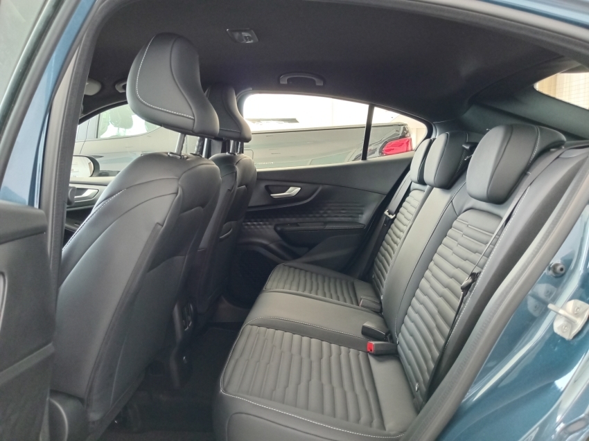 fiat fastback impetus 1.0t 200 hybrid at fiat fastback impetus 1.0t 200 hybrid at