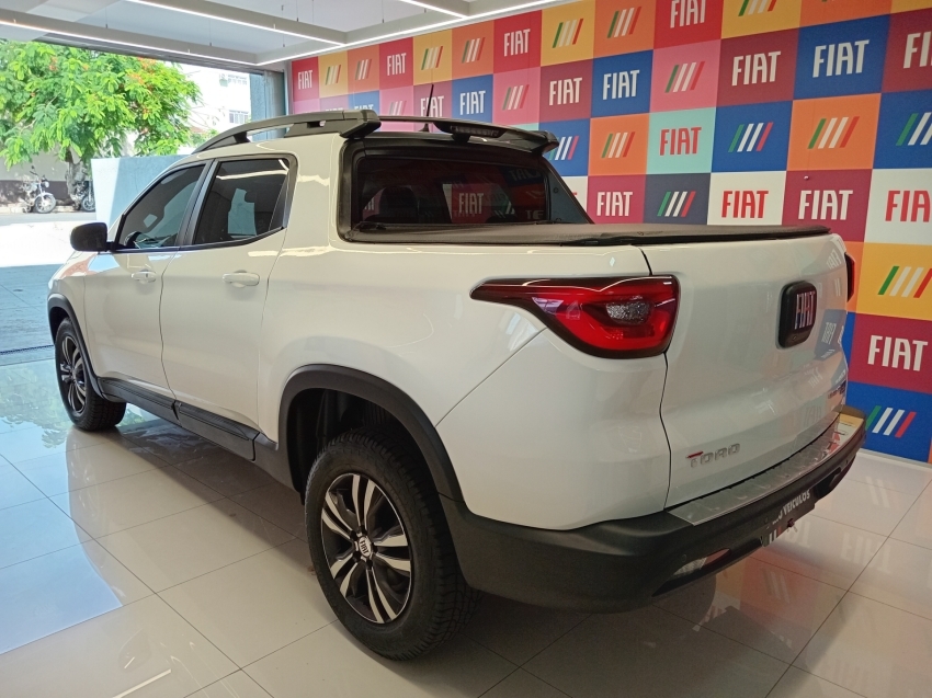 toro freedom 2.0 diesel 4wd at