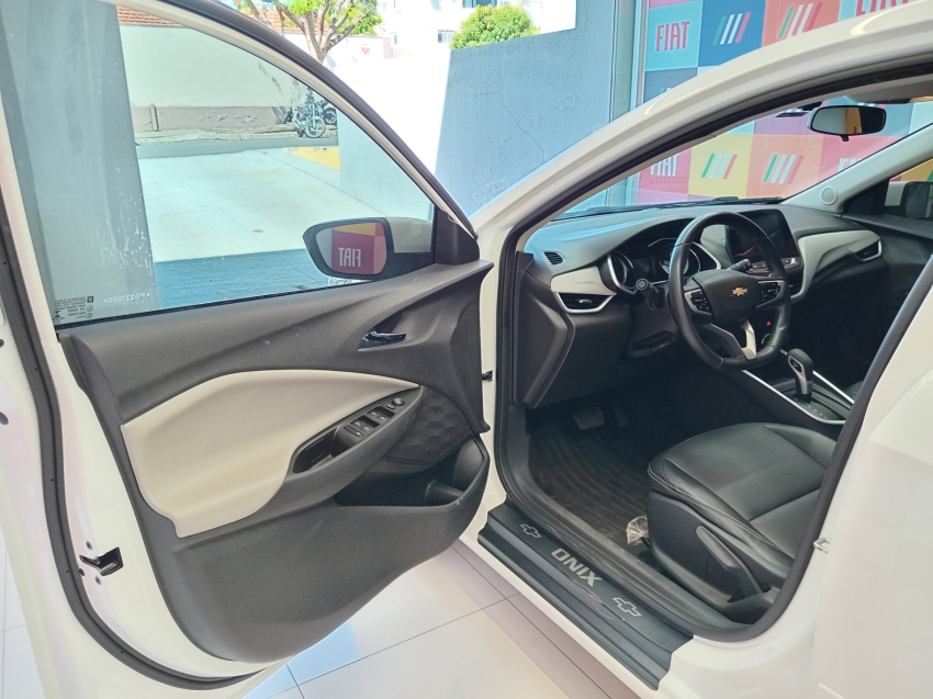 onix plus premier 1.0 turbo flex automatico10