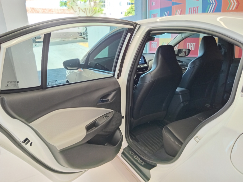 onix plus premier 1.0 turbo flex automatico13