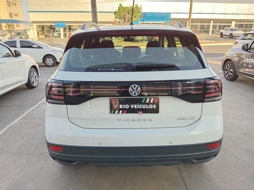 t-cross 1.0 200 tsi total flex at5