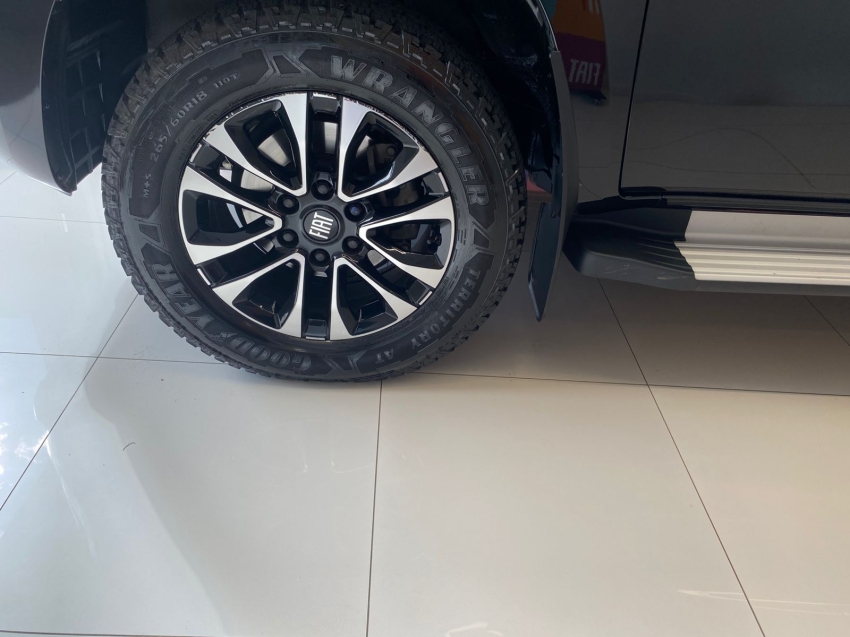 fiat titano 2.2 turbo diesel ranch 4x4 at6 4p automatico 202514