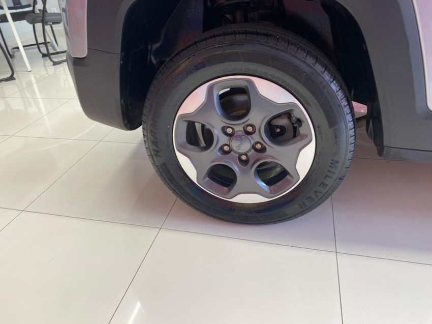 jeep renegade 1.8 16v flex 4p automatico 202015