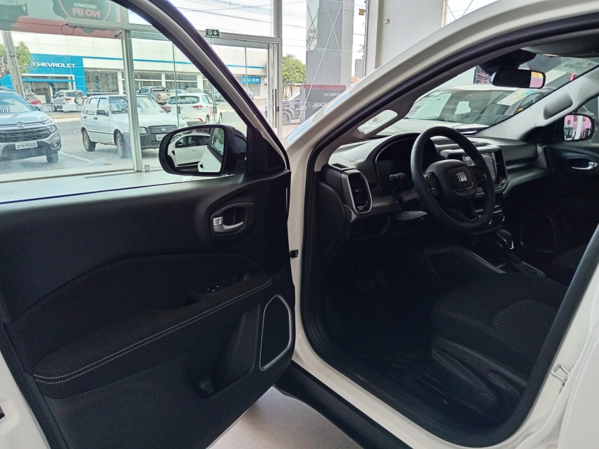 fiat toro 1.3 turbo 270 flex freedom at6 4p automatico 202611