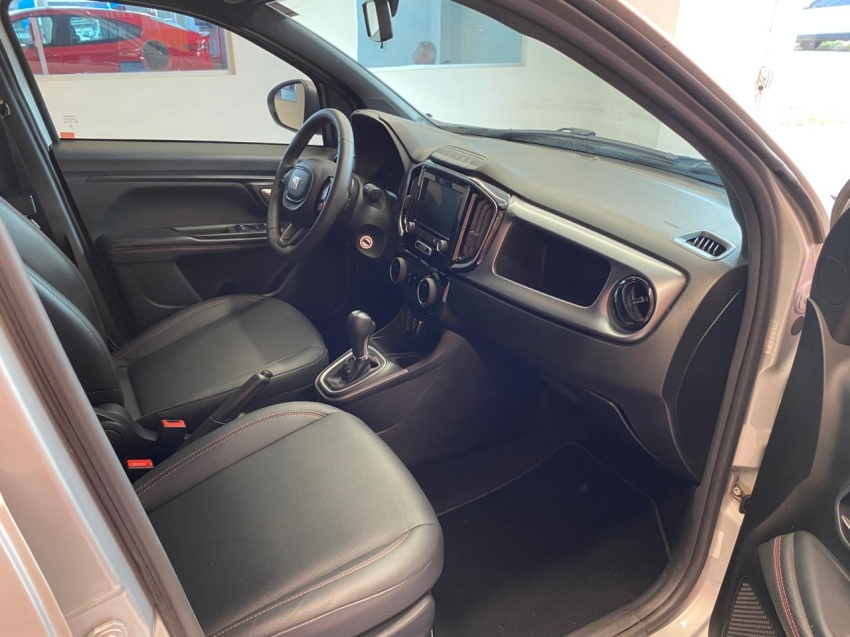 fiat strada 1.0 turbo 200 flex ultra cd cvt 4p automatico 202411