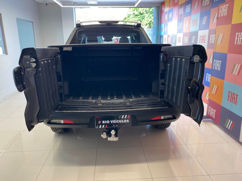 fiat toro 1.3 turbo 270 flex volcano at6 4p automatico 202512
