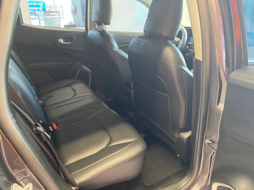 fiat toro 1.3 turbo 270 flex volcano at6 4p automatico 202510