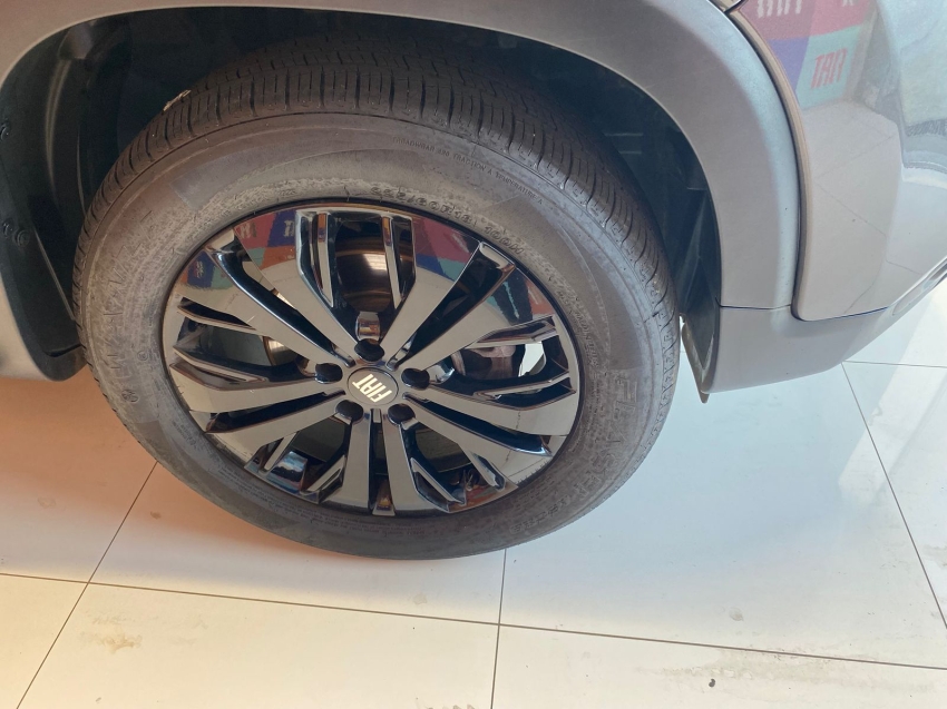 fiat toro 1.3 turbo 270 flex volcano at6 4p automatico 202315