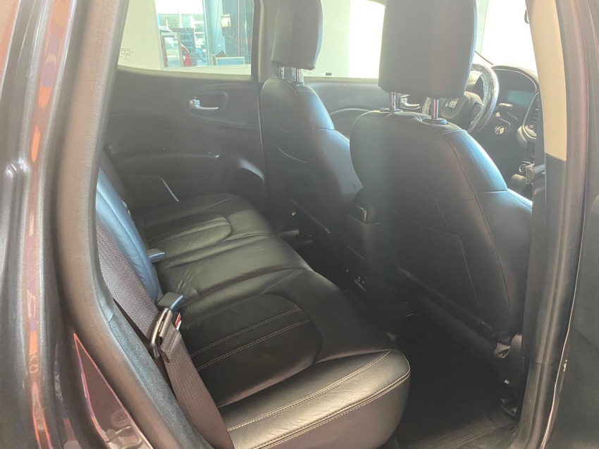 fiat toro 2.0 16v turbo diesel freedom 4wd at9 4p automatico 202210