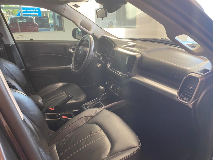 fiat toro 2.0 16v turbo diesel freedom 4wd at9 4p automatico 202211