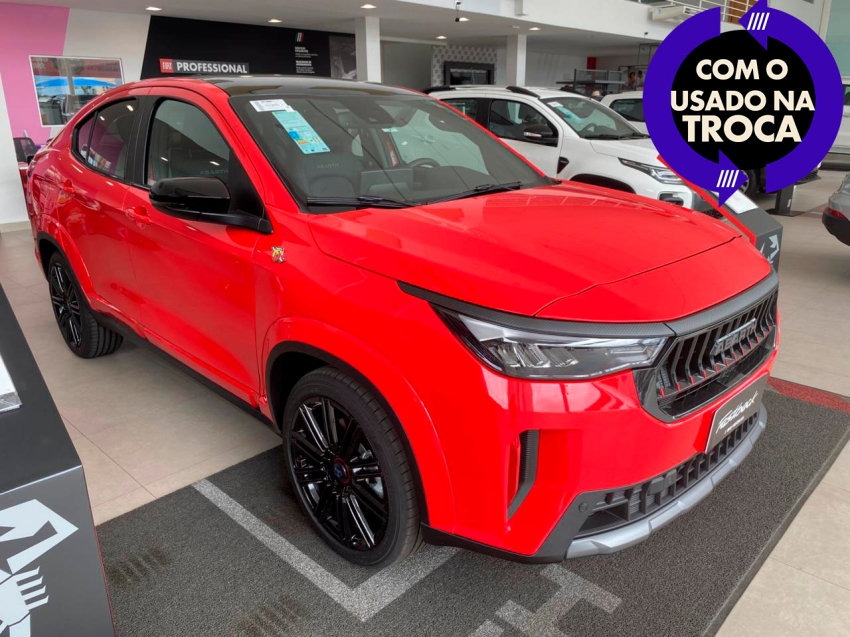 fiat fastback 1.3 turbo 270 flex abarth at6 4p automatico 2026