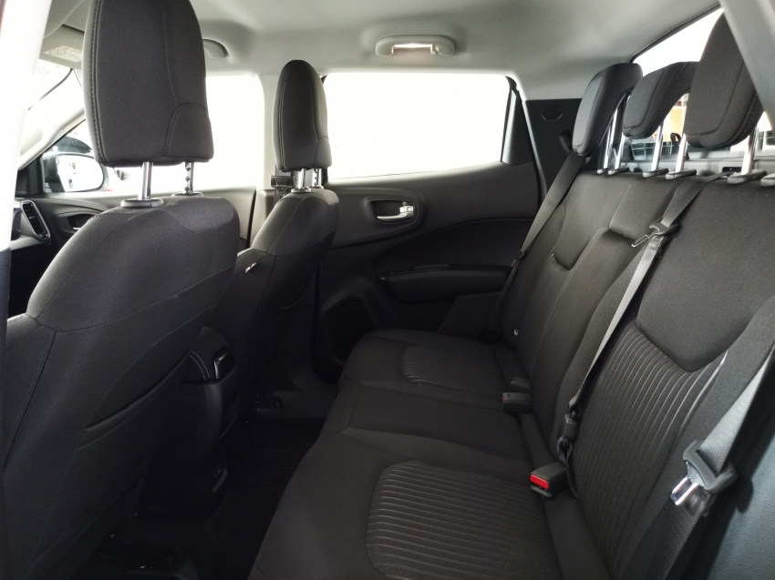 fiat toro 1.3 turbo 270 flex freedom at6 4p automatico 202613