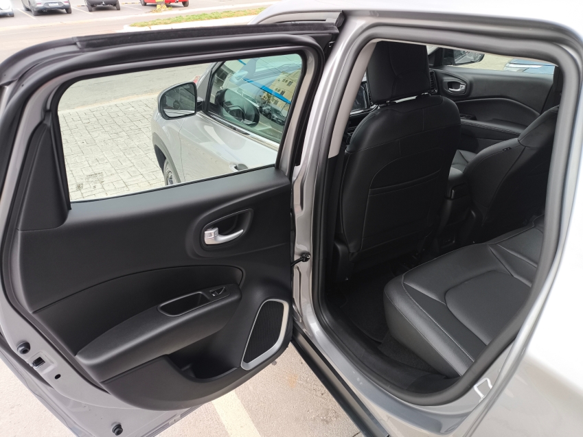 fiat toro 1.3 turbo 270 flex freedom at6 4p automatico 202614