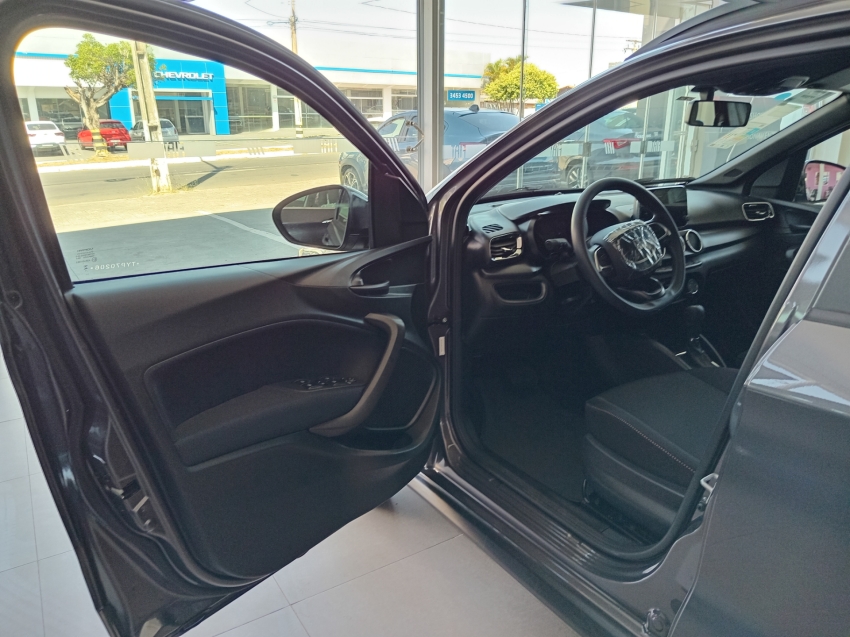 fiat argo 1.3 firefly flex trekking cvt 4p automatico 202610