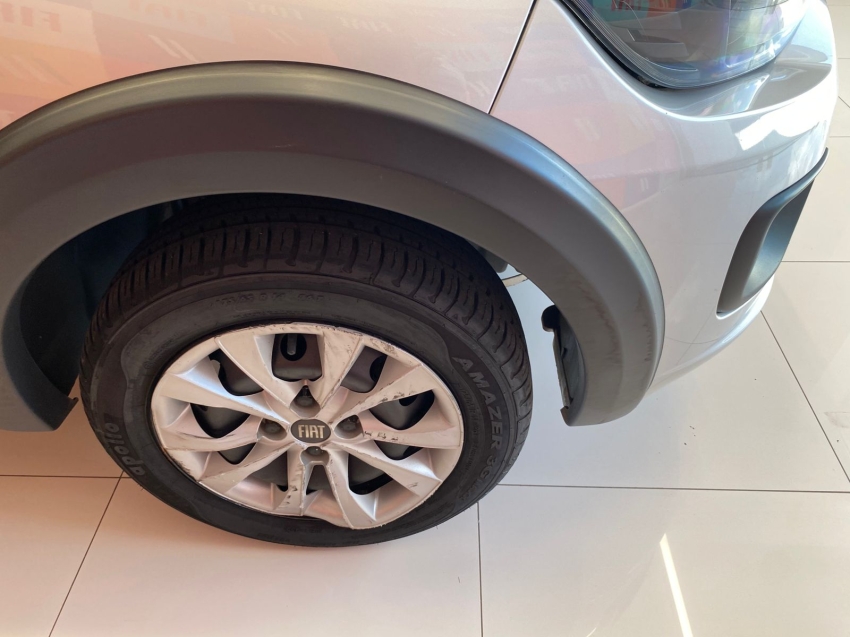 fiat mobi 1.0 evo flex like. manual 4p 202315