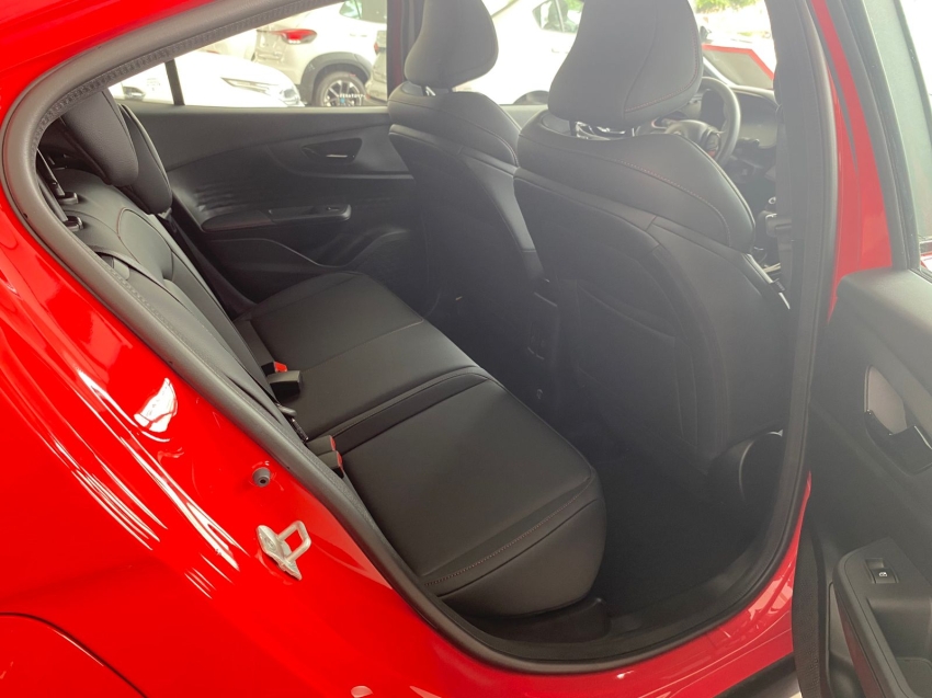 fiat fastback 1.3 turbo 270 flex abarth at6 4p automatico 202611