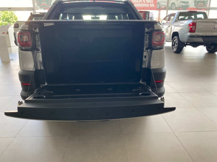 fiat strada 1.0 turbo 200 flex ranch cd cvt 4p automatico 202612