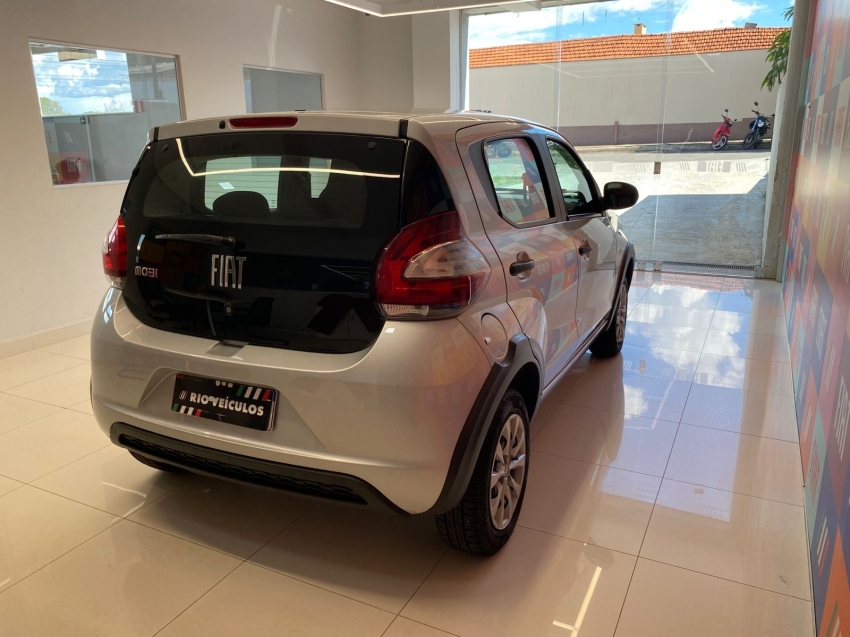 fiat mobi 1.0 evo flex like. manual 4p 20235