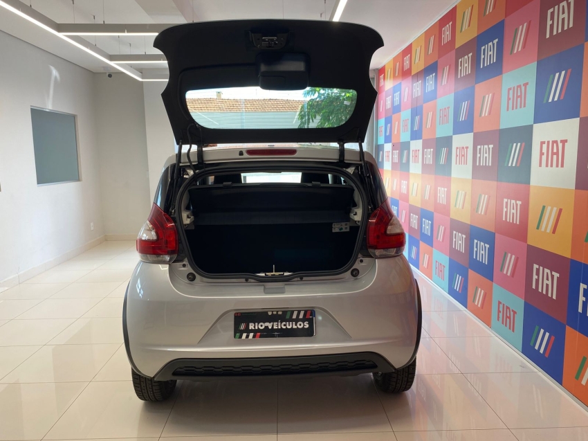 fiat mobi 1.0 evo flex like. manual 4p 202312