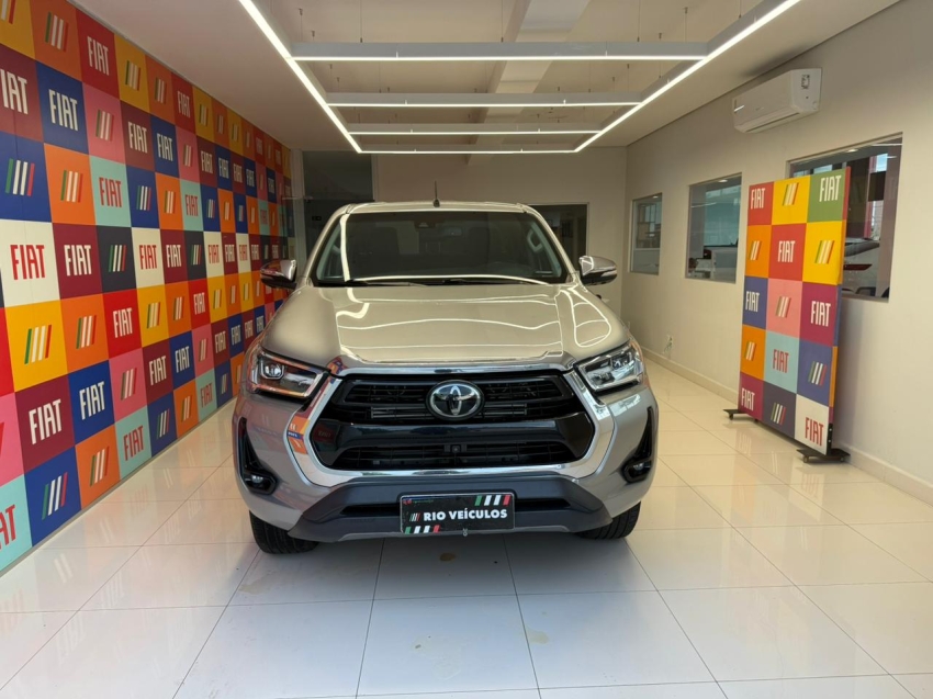 toyota hilux 2.8 d-4d turbo diesel cd srx 4x4 automatico 4p 20221