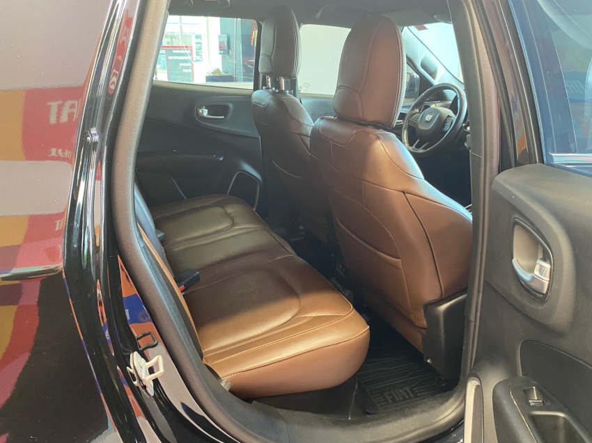 fiat toro 2.0 16v turbo diesel ranch 4wd at9 4p automatico 202212