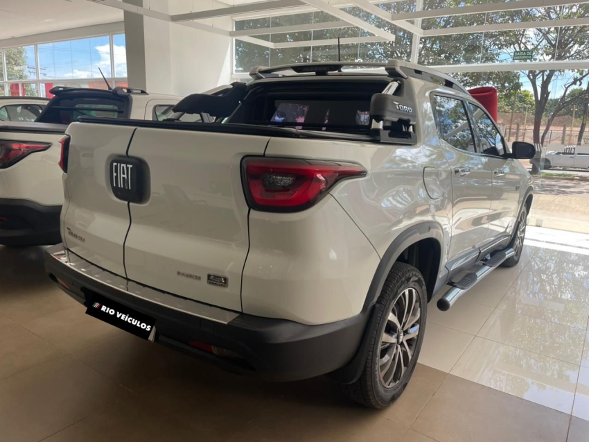 fiat toro 2.0 16v turbo diesel ranch 4wd at9 4p automatico 20224