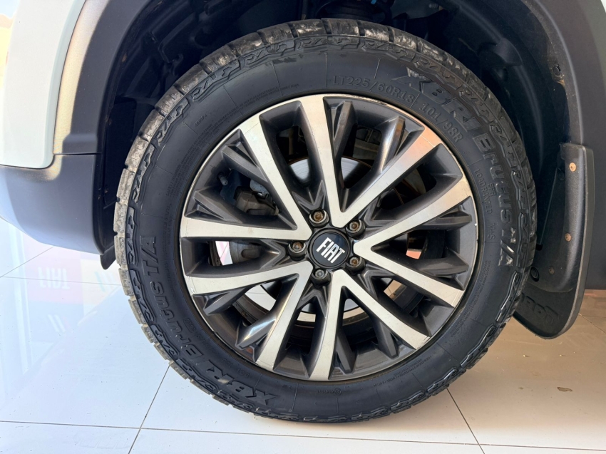 fiat toro 2.0 16v turbo diesel ranch 4wd at9 4p automatico 202212