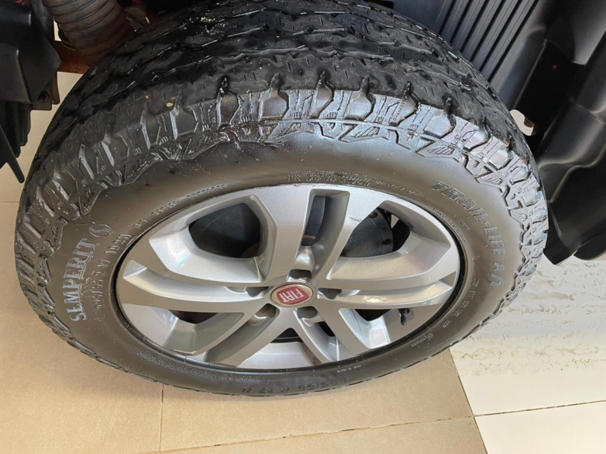 fiat toro 2.0 16v turbo diesel freedom 4wd at9 4p automatico 20218