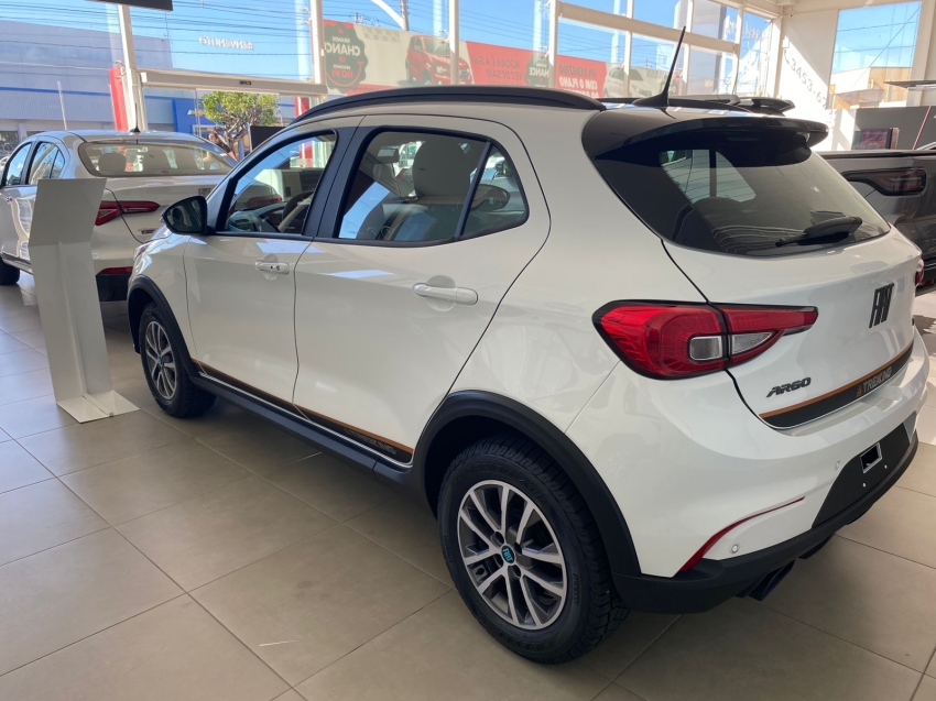 fiat argo 1.3 firefly flex trekking cvt 4p automatico 20261