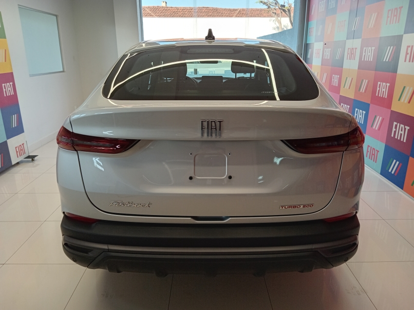 fiat fastback 1.0 turbo 200 flex cvt 4p automatico 202610