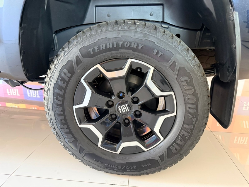 fiat titano 2.2 turbo diesel volcano 4x4 at6 4p automatico 202512
