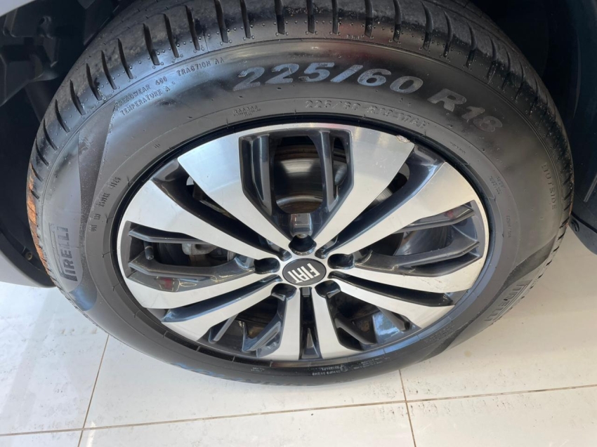 fiat toro 2.0 16v turbo diesel volcano 4wd at9 4p automatico 202310