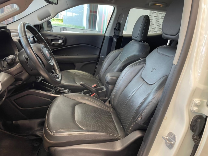 fiat toro 2.0 16v turbo diesel volcano 4wd at9 4p automatico 20235