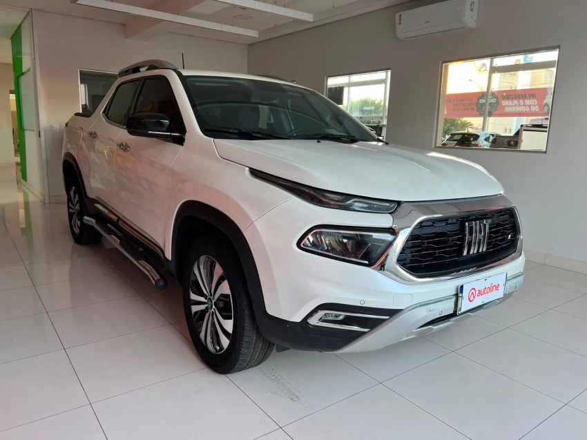 fiat toro 1.3 turbo 270 flex volcano at6 4p automatico 2024