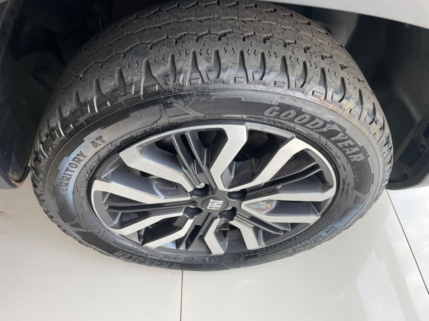 fiat strada 1.0 turbo 200 flex ranch cd cvt 4p automatico 20257
